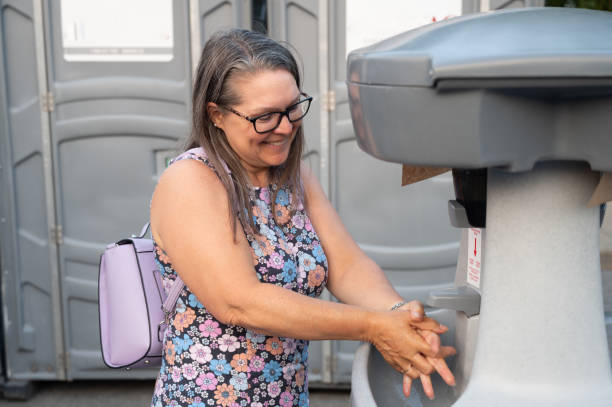 Best Affordable portable toilet rental  in Bellefontaine, OH